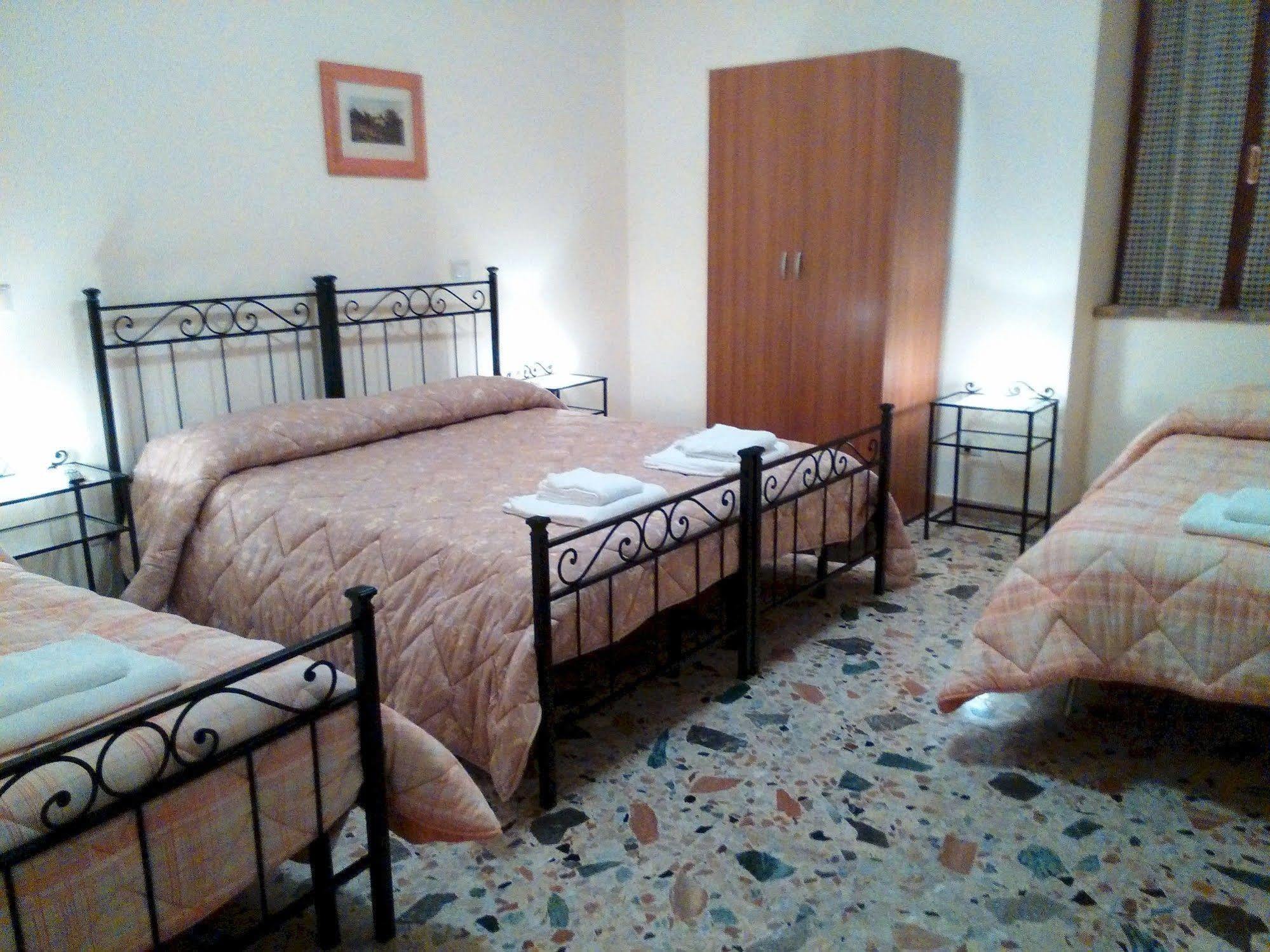 Le Pietre Ricce B&B Roccamontepiano Buitenkant foto